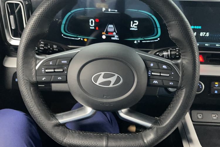 Used Hyundai ix35 2023 Musso 2.0L Deluxe Edition DLX
