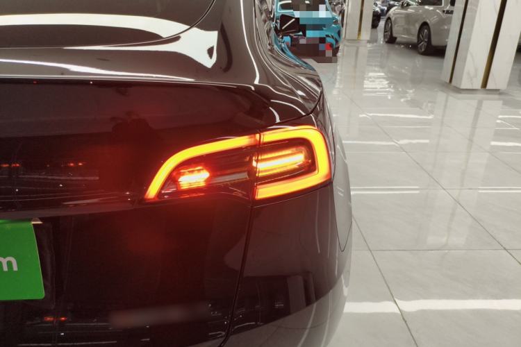 Used Tesla Model Y 2024 Rear-Wheel-Drive Version