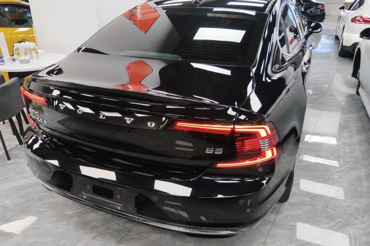 Used Volvo S90 2022 B5 Zhiyuan Luxury Edition