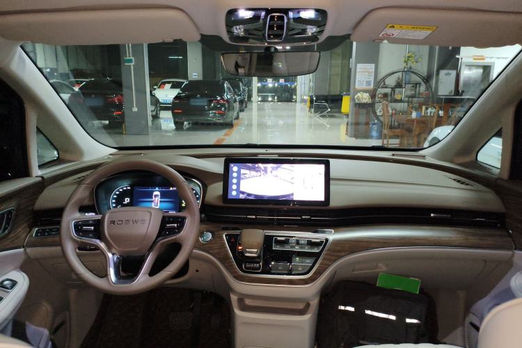 Used Roewe iMAX8 2023 400TGI Comfort Edition
