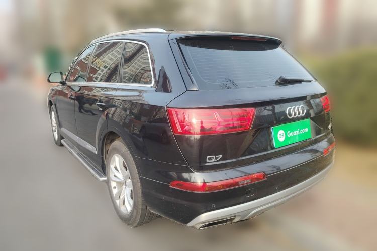 Used Audi Q7 2019 45 TFSI Comfort Model