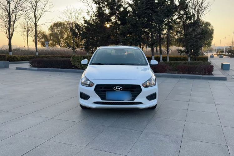 Used Hyundai Verna 2017 1.4L Manual Refreshed Version China V Standard
