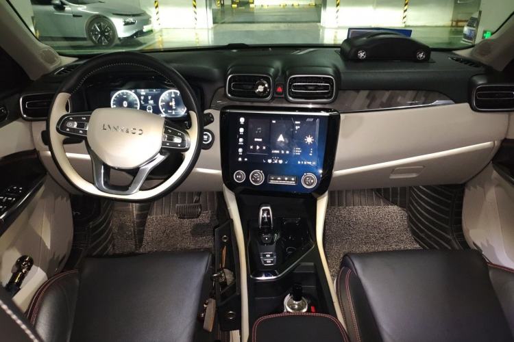 Used Lynk & Co 02 2018 1.5T DCT Two-Wheel Drive Zhaopu Version China V Standard
