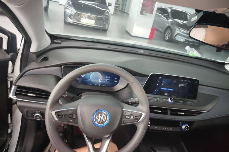 Used Buick Velite 6 2023 430km Range Commuter Version
