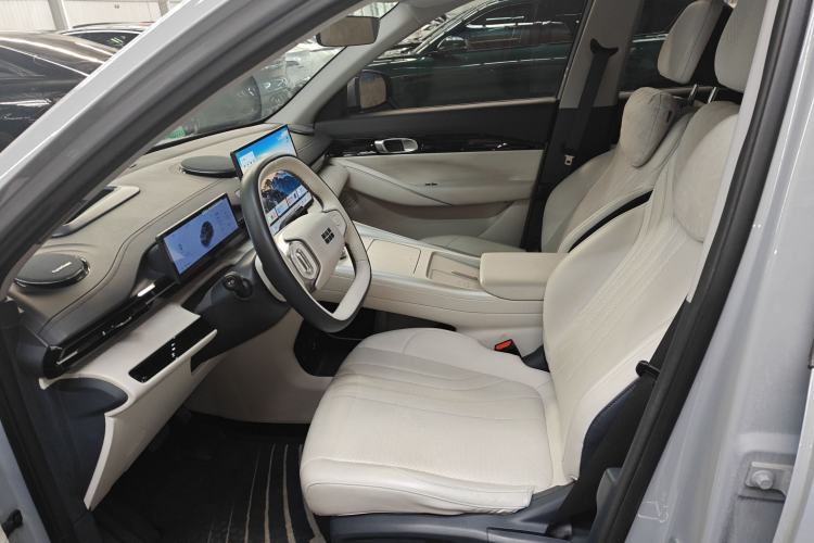 Used  E5 2024 530km Starship Edition
