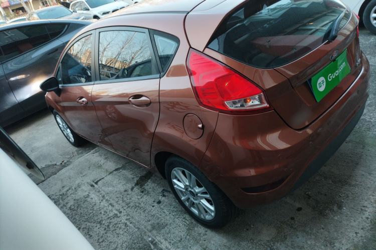 Used Ford Fiesta 2013 Hatchback 1.5L Automatic Fashion Edition