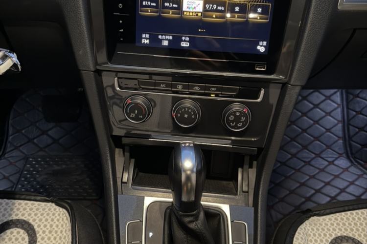 Used Volkswagen Golf 2020 200TSI DSG Comfortable and Ambitious Edition