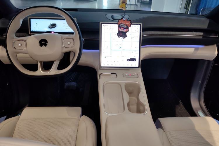 Used Nio ES6 2023 75 kWh
