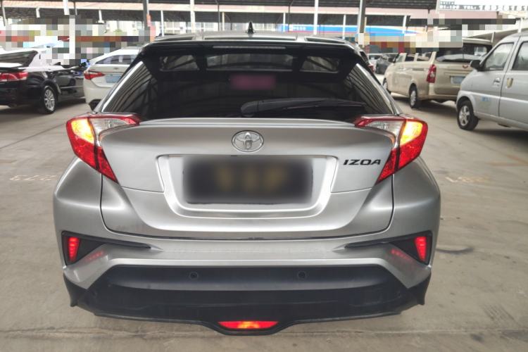 Used Toyota IZOA 2018 2.0L Yichi Version China VI Standard
