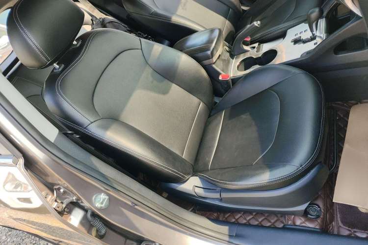 Used Hyundai ix35 2015 2.0L Automatic 2WD Comfort Edition China V Standard
