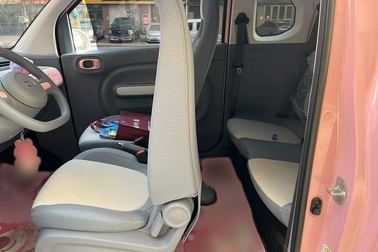 Used Bestune Pony 2025 222km Range Agile Horse
