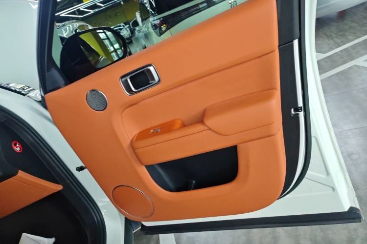 Used Li Auto L7 2023 Pro Model
