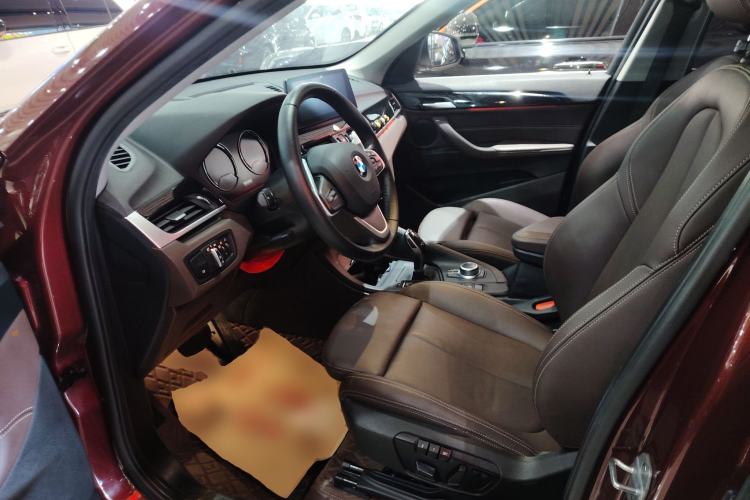 Used BMW X1 2020 sDrive25Li Leading Model
