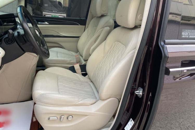 Used Buick GL8 2020 Avenir Avia Six-Seat Deluxe Edition
