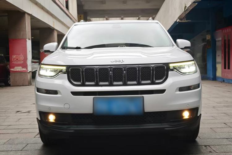 Used  Commander 2018 2.0T Two-Wheel Drive Enjoy Edition China V
