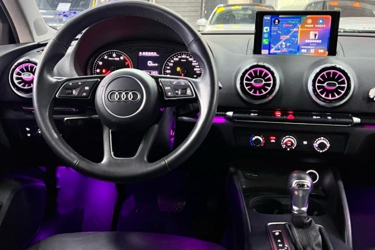 Used Audi A3 2020 Limousine 35 TFSI Fashion Edition China VI Emission Standard