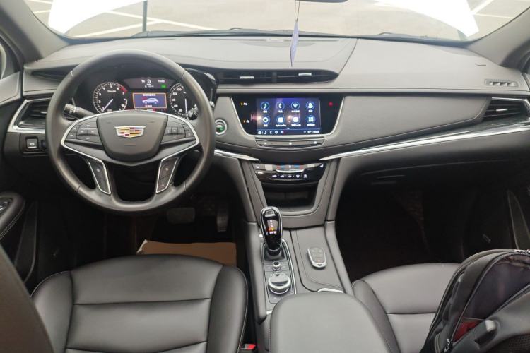 Used Cadillac XT5 2021 2.0T Two-Wheel Drive Luxury Version
