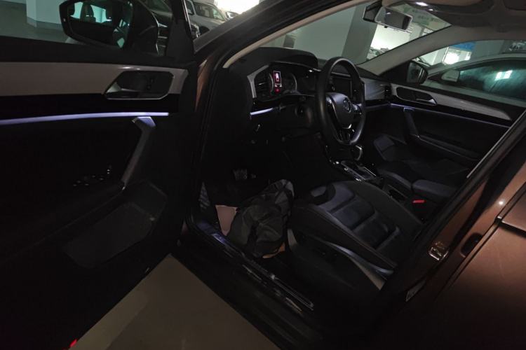 Used Volkswagen Tayron 2019 330TSI Two-Wheel Drive Luxury Model China VI Standard