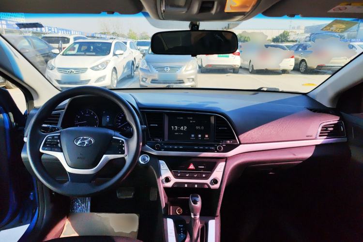 Used Hyundai Elantra 2016 1.6L Automatic ZhiXuan – Elite Version
