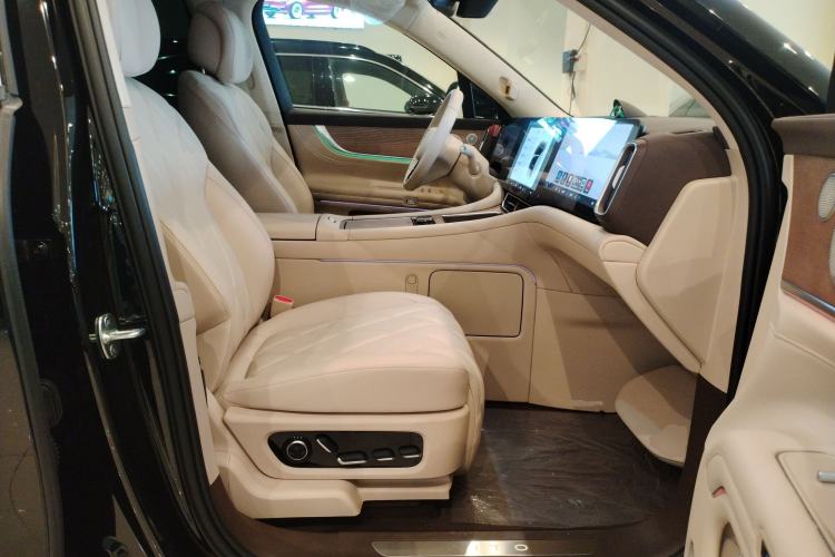 Used Hima AITO M9 2025 Extended-Range Ultra Version 52 kWh 5-Seater Edition