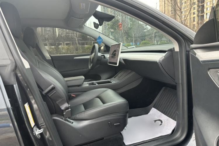 Used Tesla Model Y 2024 Rear-Wheel-Drive Version