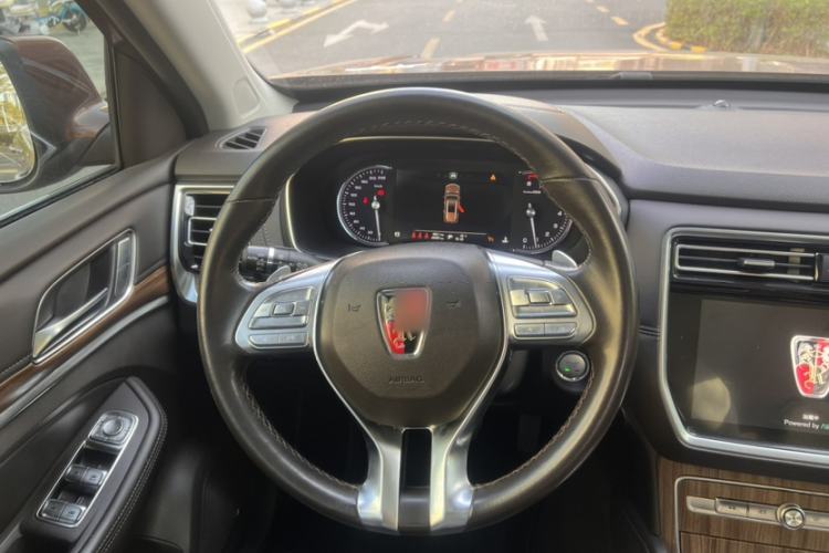 Used Roewe RX8 2018 30T Smart Connectivity Two-Wheel Drive Flagship Edition