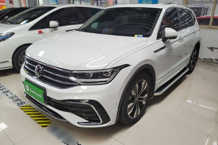 Used Volkswagen Tiguan L 2023 330TSI Automatic Two-Wheel Drive R-Line Enjoyment Edition
