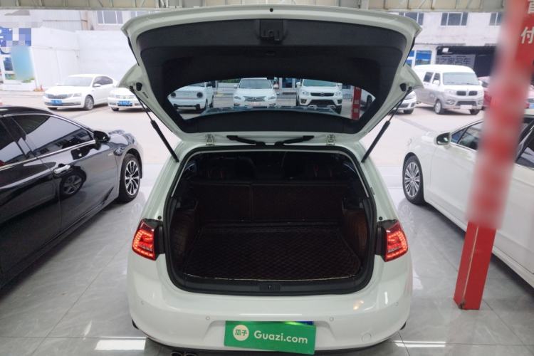 Used Volkswagen Golf 2017 230TSI Automatic Comfort Edition – Celebrating Milestone of One Million Units
