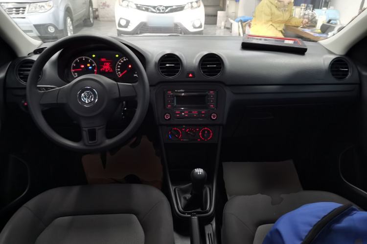 Used Volkswagen Jetta 2015 Value Edition 1.6L Manual Fashionable Style