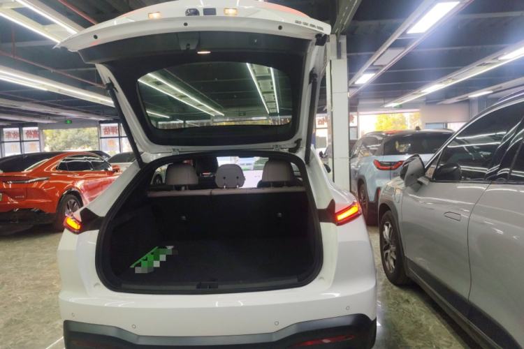 Used ONVO L60 2024 60 kWh Rear-Drive Version
