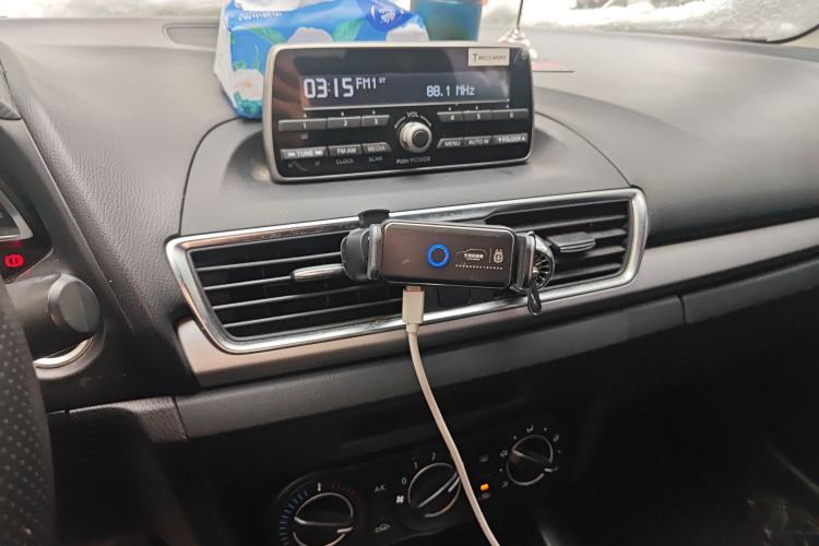 Used Mazda Mazda 3 Axela 2016 Sedan 1.5L Automatic Comfort Model
