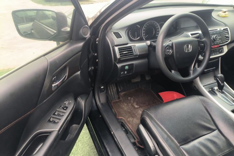 Used Honda Accord 2015 2.0L LX Comfort Edition
