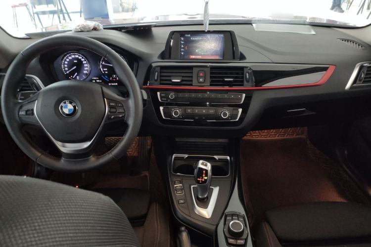 Used BMW 2 Series 2018 220i Sport Design Package
