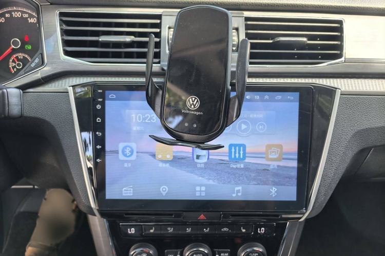 Used Volkswagen Passat 2017 330TSI DSG Luxury Edition
