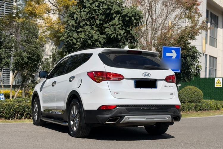 Used Hyundai Santa Fe 2015 2.0T Automatic All-Wheel Drive Smart Version 5 Seats
