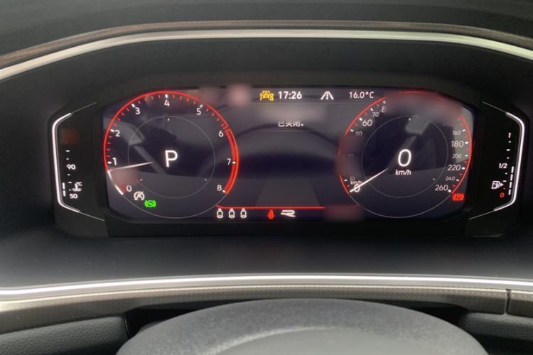 Used Volkswagen T-ROC 2023 300TSI DSG Two-Wheel-Drive Chen Guang Edition
