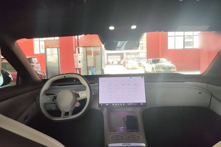 Used  YU7 2025 Ultra-Long Range Rear-Wheel Drive Version