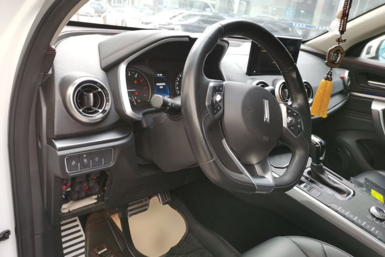 Used Wey VV5 2017 2.0T Ultra-Luxury Version
