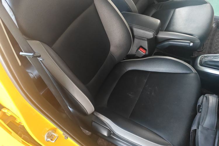 Used Kia Stonic 2019 1.4L Automatic Sport Edition China VI