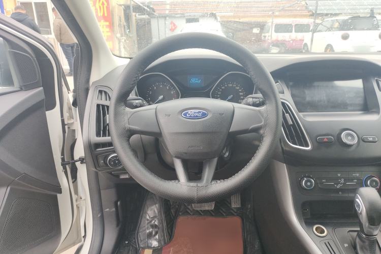 Used Ford Focus 2015 Hatchback 1.6L Automatic Comfort Model