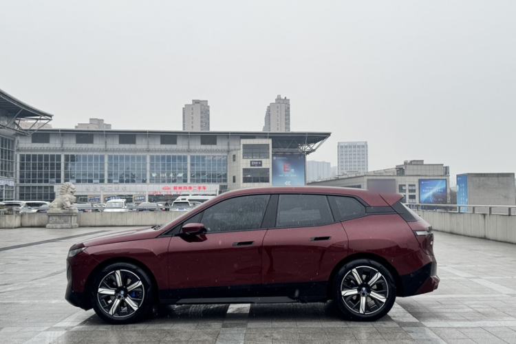 Used BMW iX 2022 xDrive50
