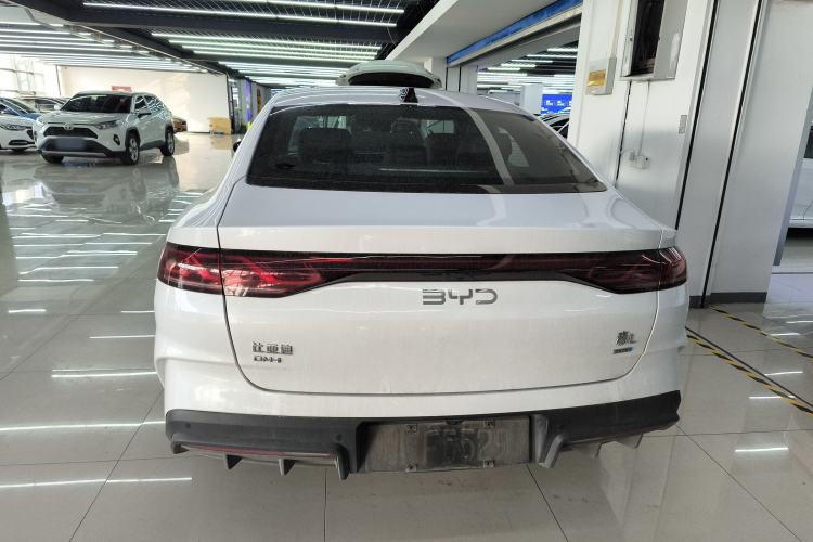 Used BYD Qin L 2025 DM-i Smart Drive 120KM Superior Model
