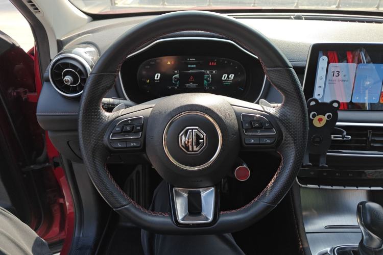 Used MG HS 2018 30T Automatic Two-Wheel Drive Trophy Edition—High-Octane V-Model