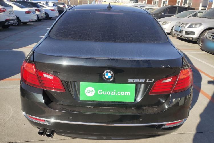 Used BMW 5 Series 2014 525Li Luxury Design Package
