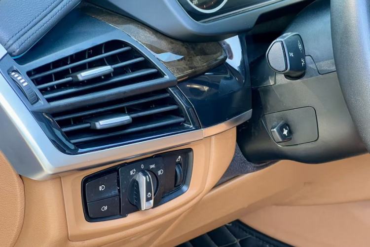 Used BMW X6 2018 xDrive28i
