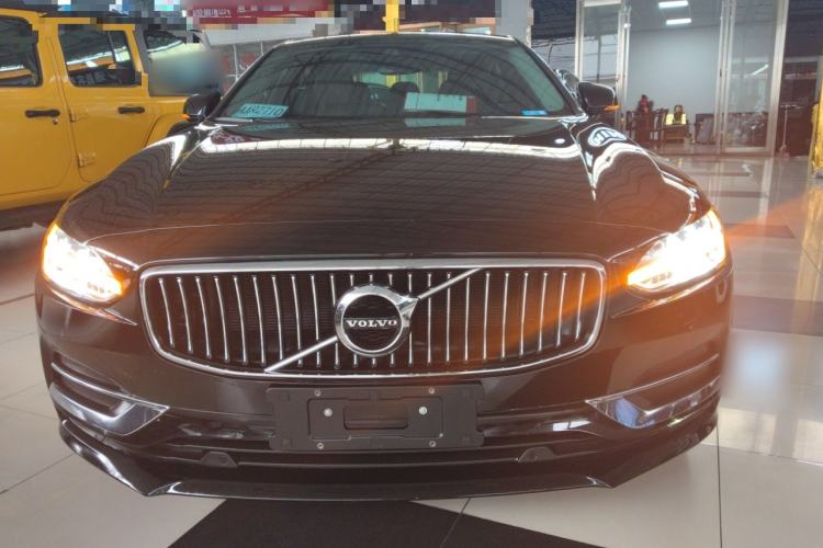 Used Volvo S90 2020 T5 Zhiyi Luxury Edition