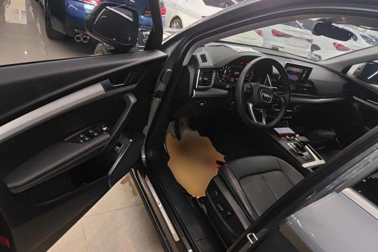 Used Audi Q5L 2020 Updated 40 TFSI Prestige Fashion Edition
