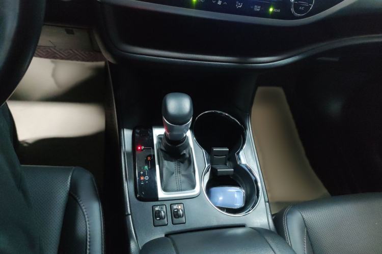 Used Toyota Highlander 2021 2.0T Four-Wheel Drive Luxury Edition 7 Seats
