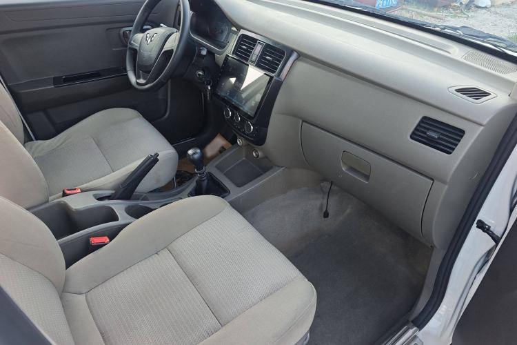 Used Wuling Rongguang V 2019 1.5L Window-Sealed Utility Model China VI LAR
