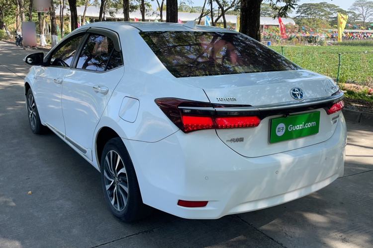 Used Toyota Corolla 2017 Revised Dual-Engine 1.8L E-CVT Elite Edition
